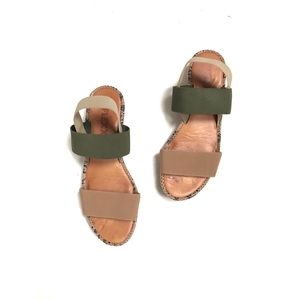 The Flexx Wedge Sandal 9